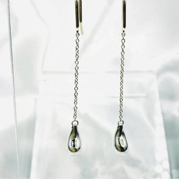 Tiffany & Co 💯% Auth Vintage Teardrop Chain Danglers w/Pouch ✨925 Sterling✨EUC✨ - Picture 4 of 8